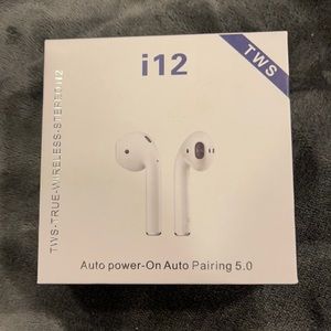 Apple IPhone compatible wireless ear plugs, i12